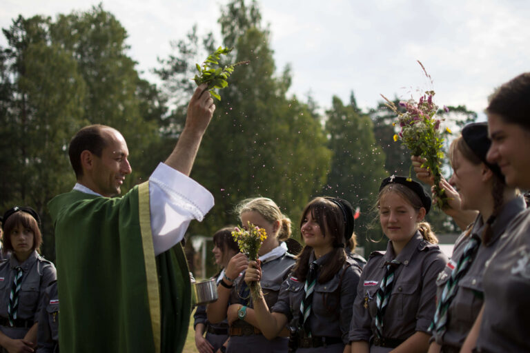 Jak współpracować z księdzem? - kilka porad